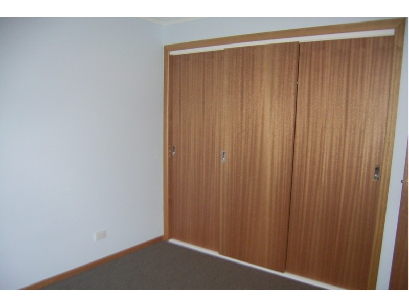 1/44 Whitewater Crescent, Kingston TAS 7050