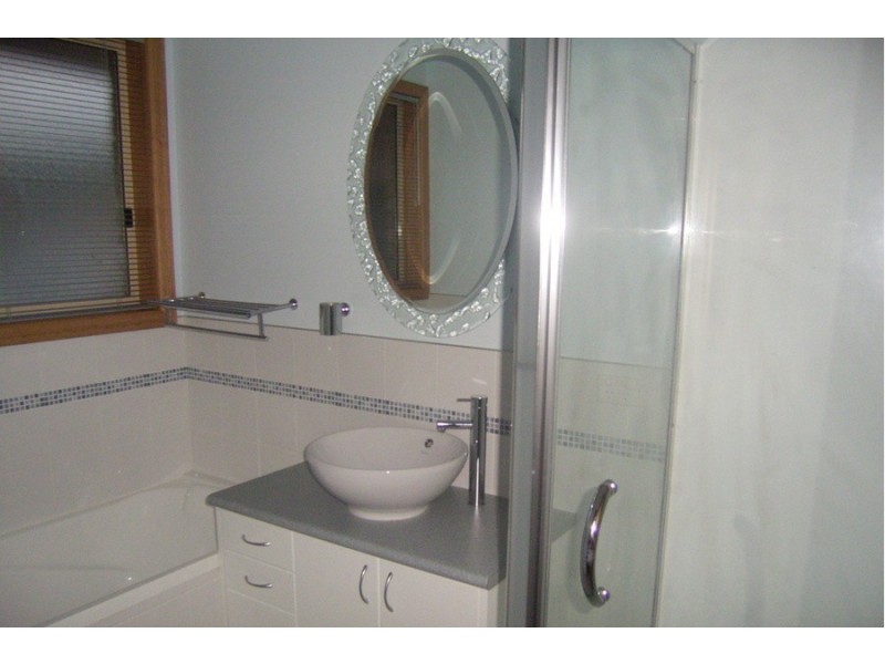 1/44 Whitewater Crescent, Kingston TAS 7050