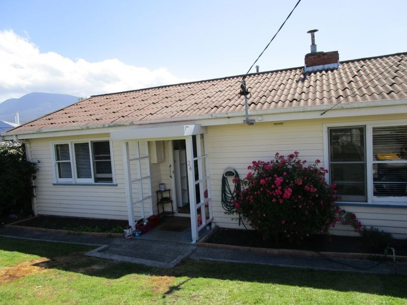 24 BLAIR STREET, Lutana TAS 7009