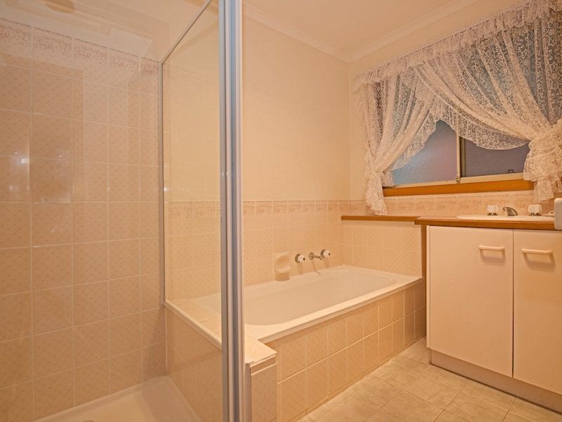 2/56 Lennox Avenue, Lutana TAS 7009
