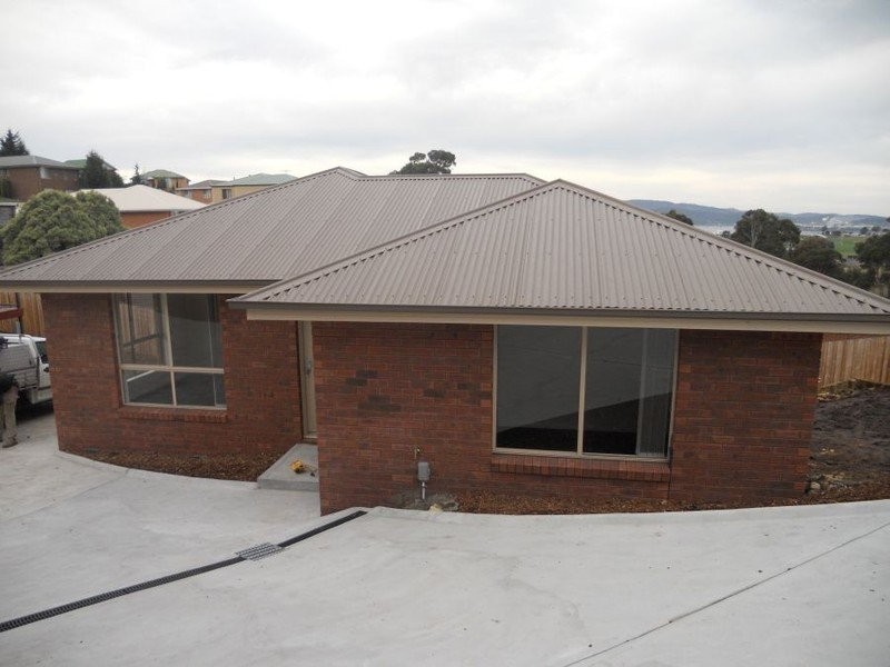 3/8 Bluegum Court, Claremont TAS 7011
