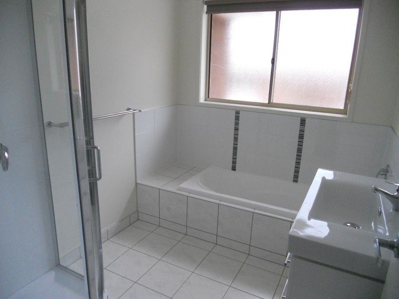 3/8 Bluegum Court, Claremont TAS 7011