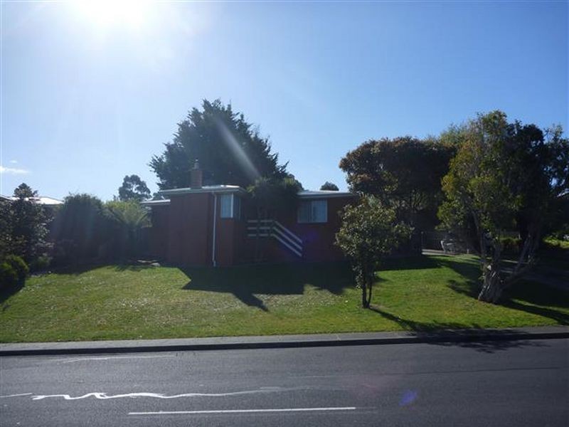 235 Redwood Rd, Kingston TAS 7050