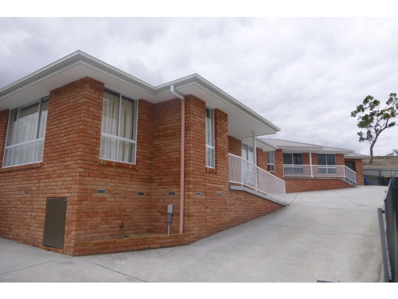 2/146 Abbotsfield Road, Claremont TAS 7011