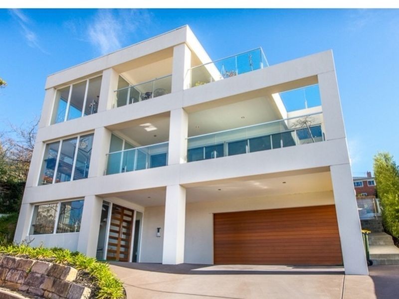 2/28 Reynolds Court, Dynnyrne TAS 7005