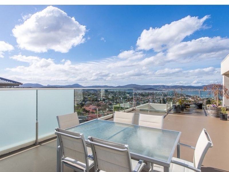 2/28 Reynolds Court, Dynnyrne TAS 7005