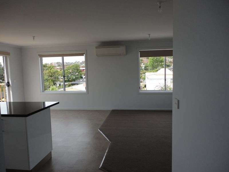 1/9 Myuna Rd, Blackmans Bay TAS 7052
