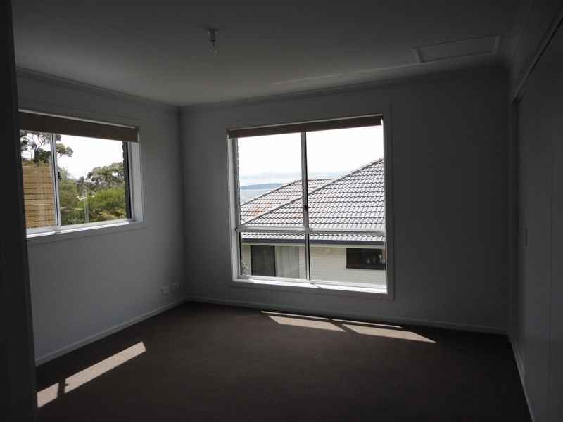 1/9 Myuna Rd, Blackmans Bay TAS 7052