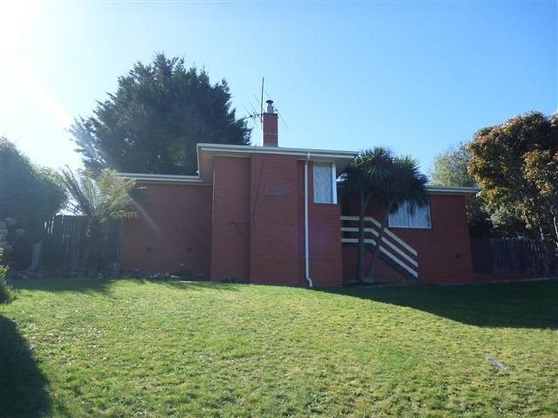 235 Redwood Road, Kingston TAS 7050