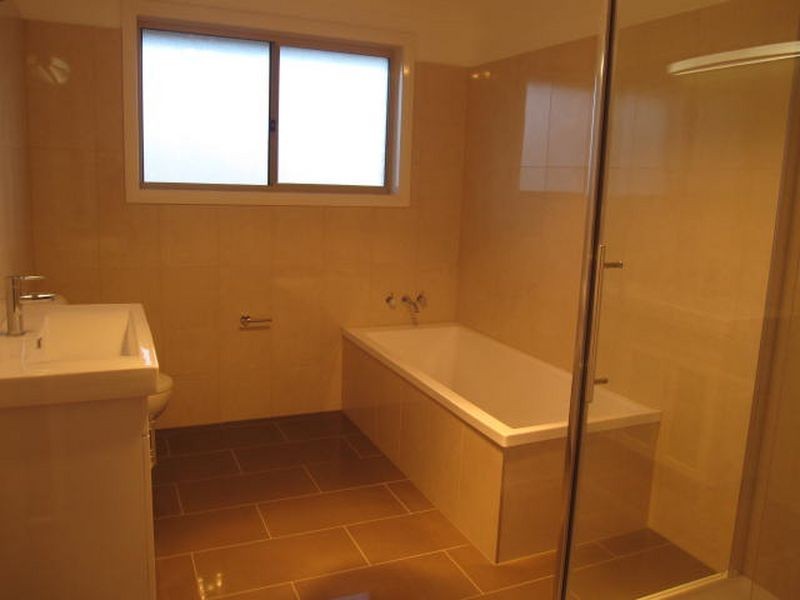 1/1 HANCE ROAD, Howrah TAS 7018
