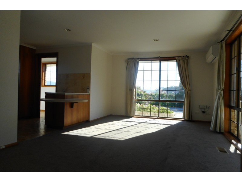 31 Pulpit Rock Road Lookout, New Norfolk TAS 7140