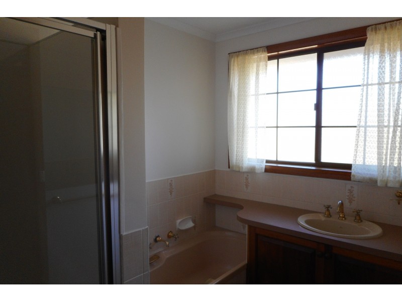 31 Pulpit Rock Road Lookout, New Norfolk TAS 7140