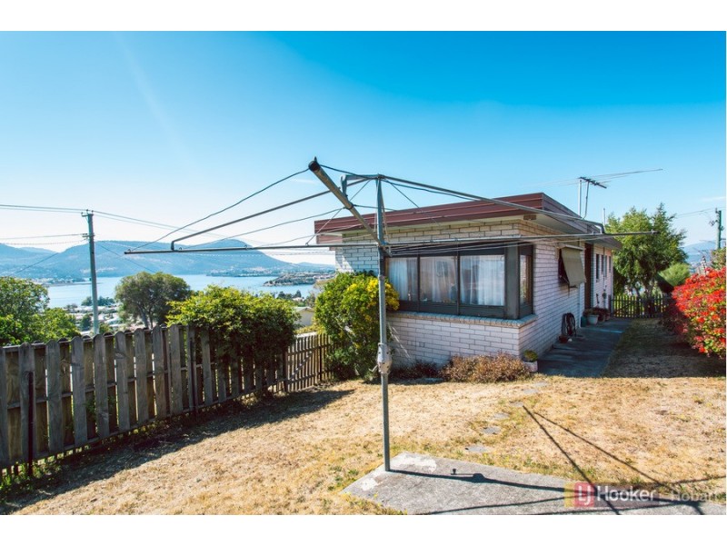 18 Wakehurst Road, Austins Ferry TAS 7011