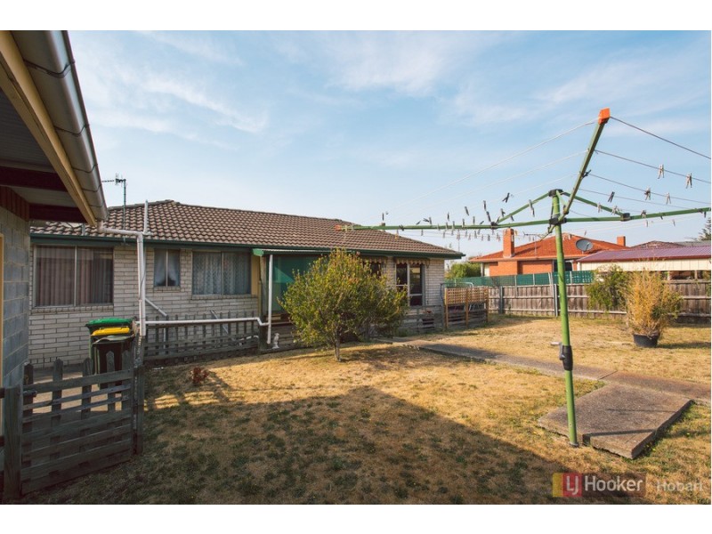 18 Burtonia Street, Rokeby TAS 7019
