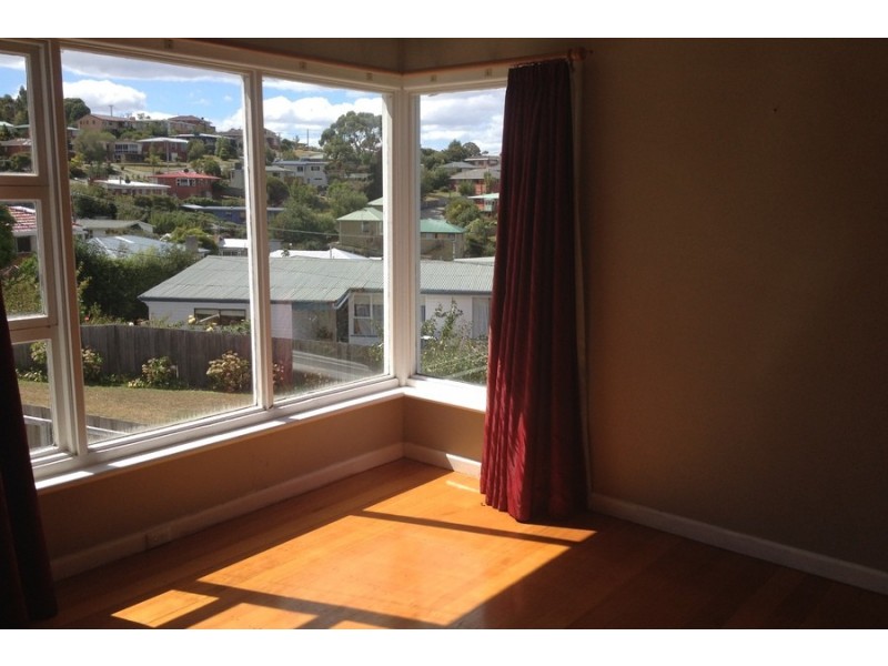 5 Yelgun Place, Lenah Valley TAS 7008