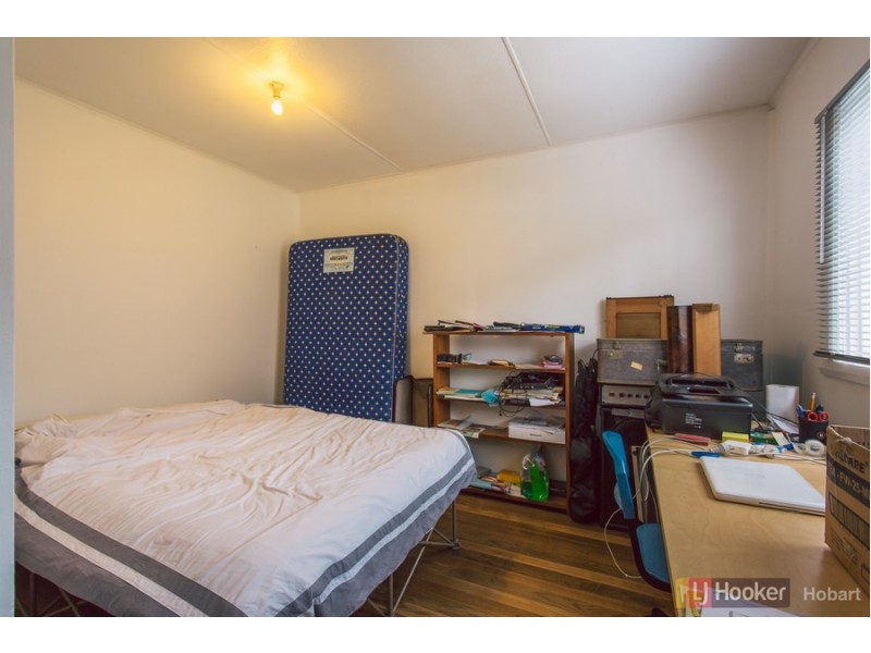 14 First Avenue, Midway Point TAS 7171