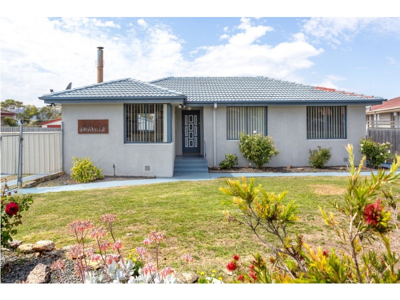 92 Duntroon Drive, Rokeby TAS 7019