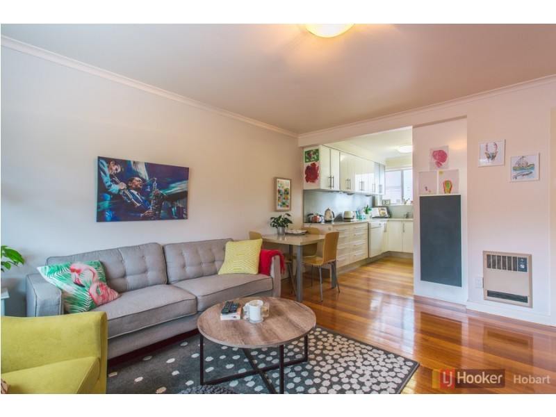 16 Ninabah Street, Howrah TAS 7018