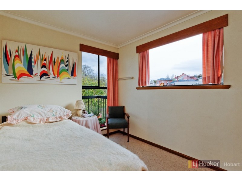 15/92 Barrack Street, Hobart TAS 7000
