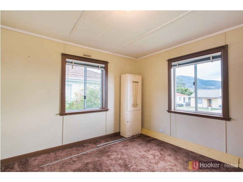 7 Barry Street, Glenorchy TAS 7010