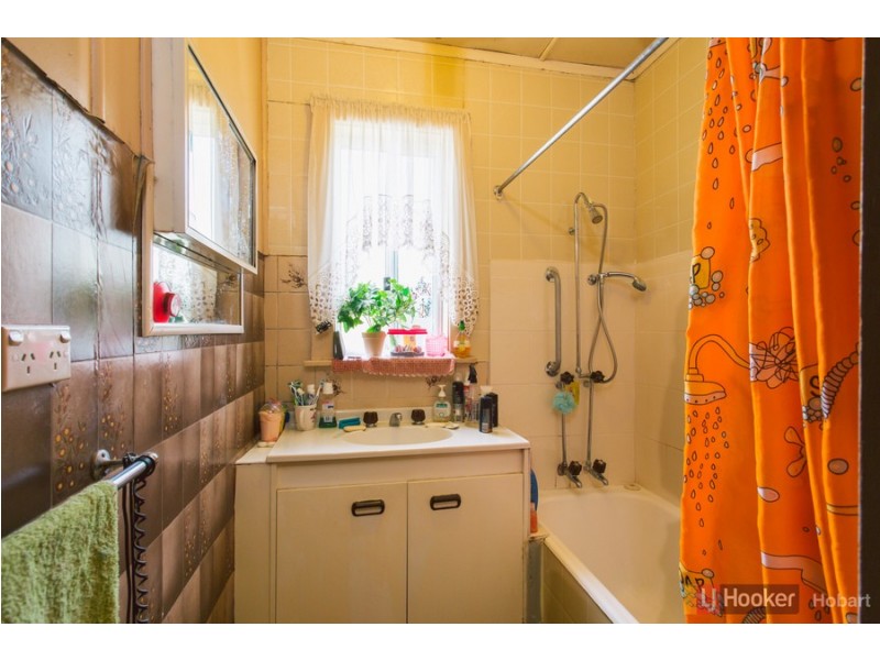 7 Barry Street, Glenorchy TAS 7010