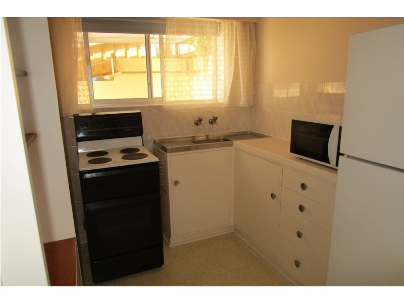 Level Ground flo/214 Churchill Avenue, Sandy Bay TAS 7005
