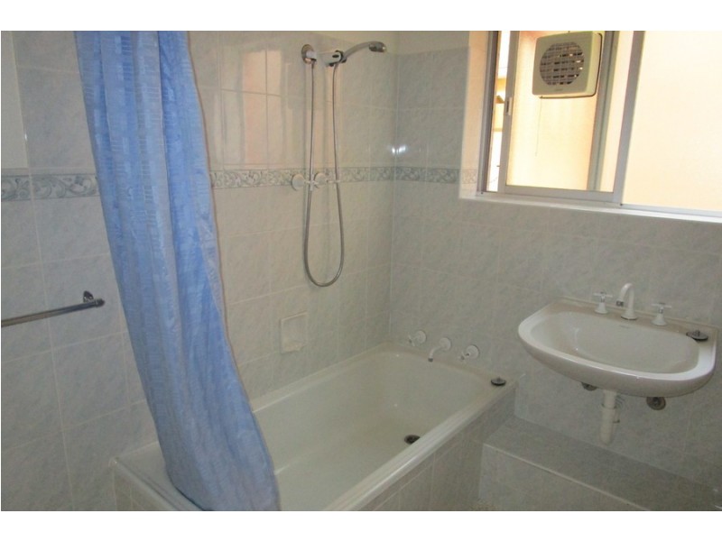 Level Ground flo/214 Churchill Avenue, Sandy Bay TAS 7005