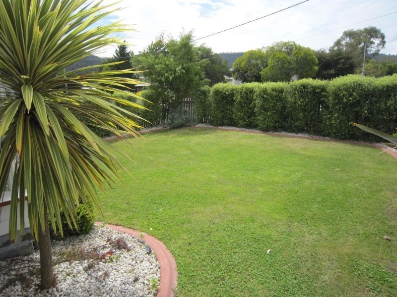 1/6 Erebus Street, Warrane TAS 7018