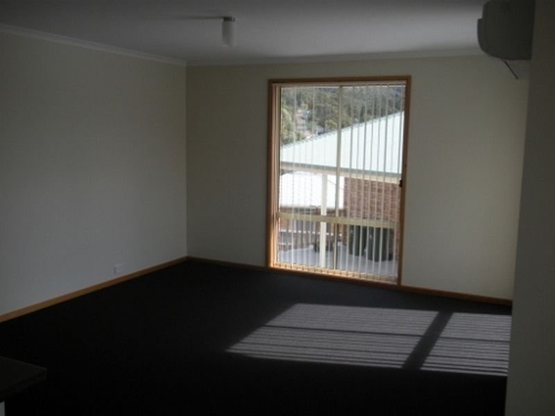 2/25 Spring Street, Claremont TAS 7011