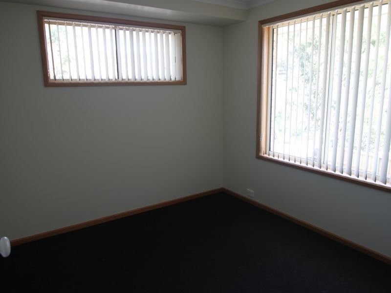 2/25 Spring Street, Claremont TAS 7011