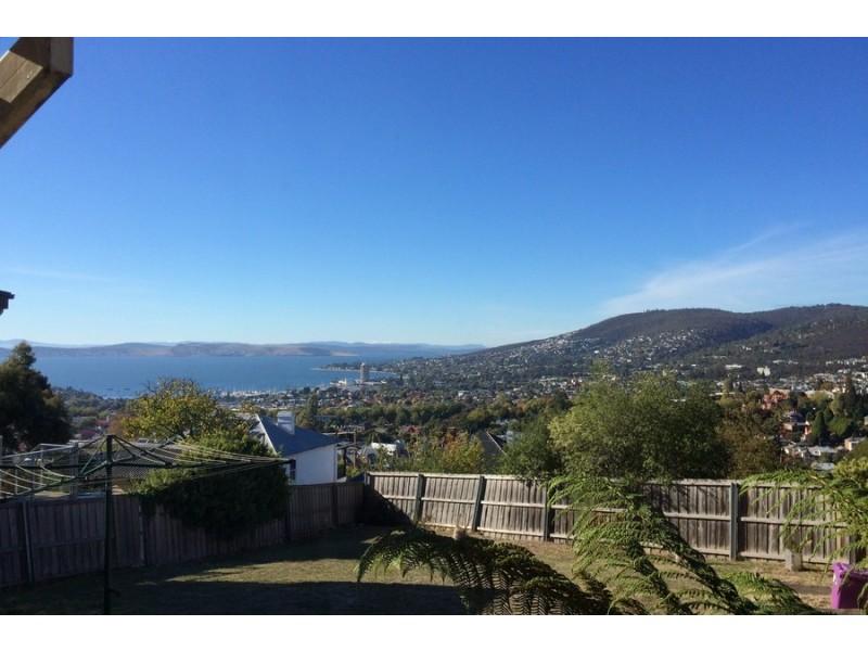 2/94 Forest Road, West Hobart TAS 7000