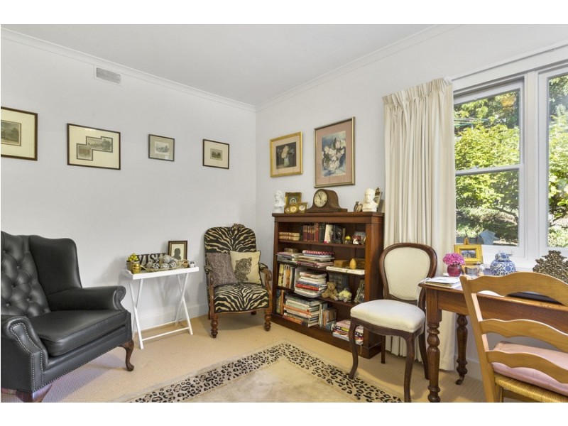 123 Channel Highway, Taroona TAS 7053