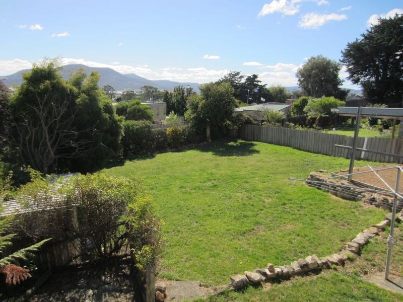 5 Norman Circle, Glenorchy TAS 7010