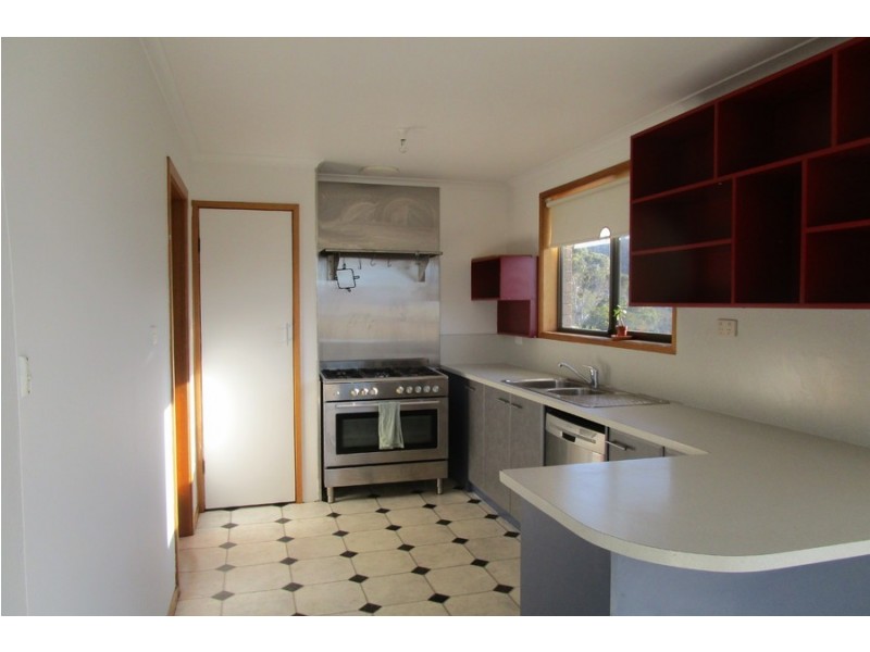 9 DAYLESFORD Road, West Moonah TAS 7009