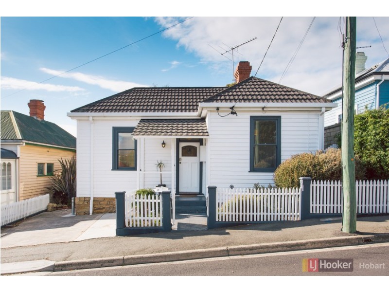 21 Hope Street, New Town TAS 7008