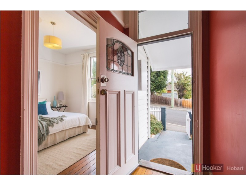 21 Hope Street, New Town TAS 7008