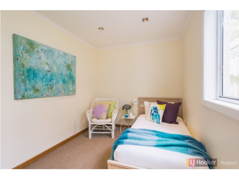 21 Hope Street, New Town TAS 7008