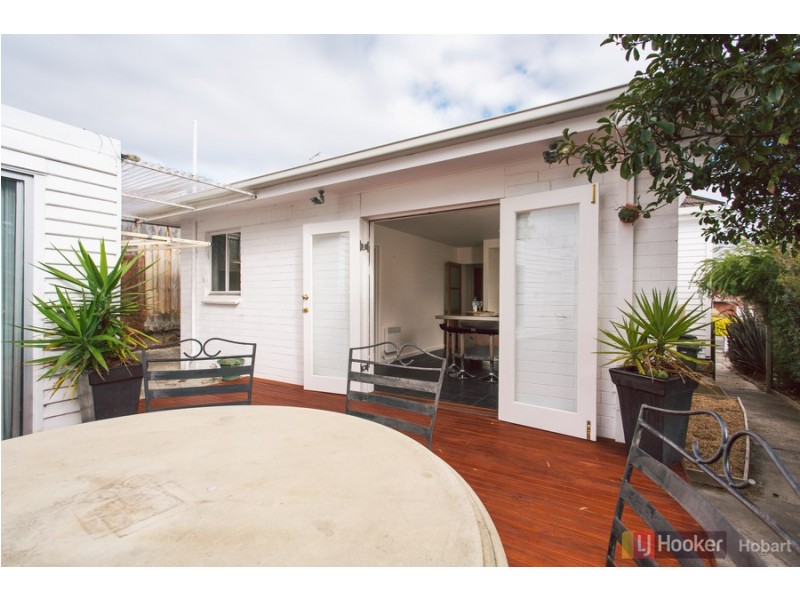 21 Hope Street, New Town TAS 7008