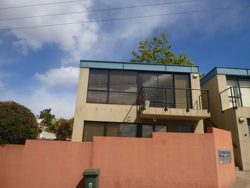 3/2-4 Flinders Lane, Sandy Bay TAS 7005