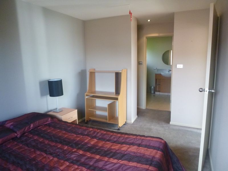 3/2-4 Flinders Lane, Sandy Bay TAS 7005