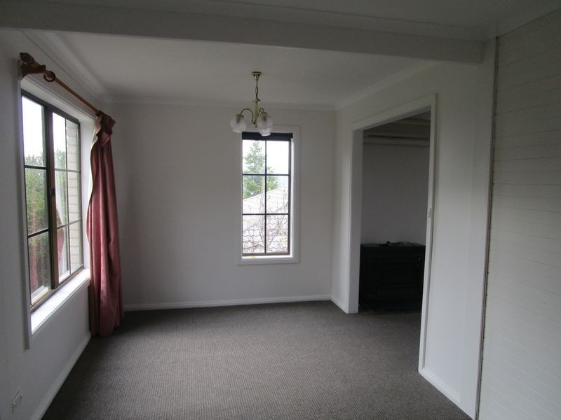 12 RUTH DRIVE, Lenah Valley TAS 7008