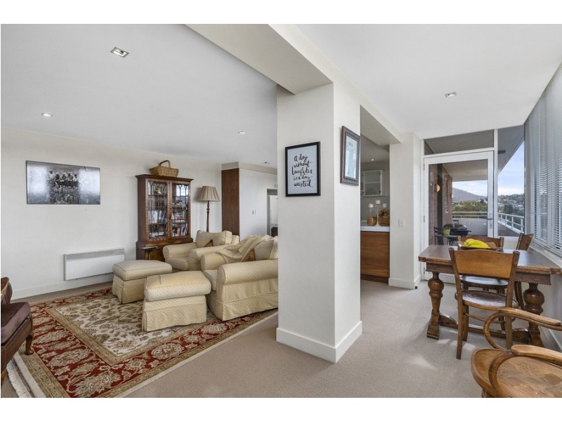 4B/33 Tower Road, New Town TAS 7008