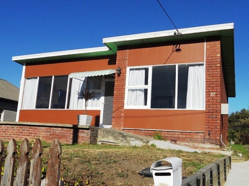 37 Forster Street, New Town TAS 7008