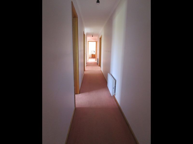 10 WELCOME AVENUE, Kingston TAS 7050