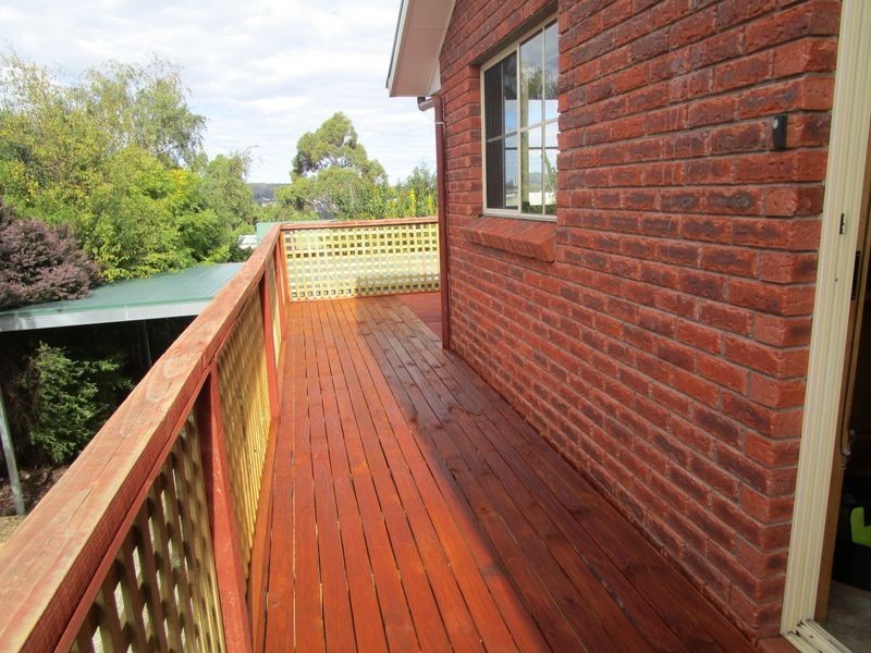 10 WELCOME AVENUE, Kingston TAS 7050