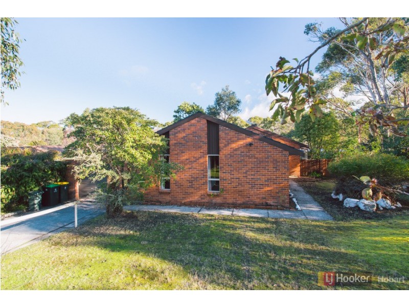 4 Lentara Avenue, Mount Nelson TAS 7007