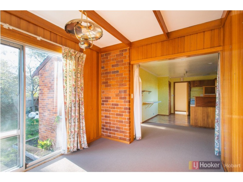 4 Lentara Avenue, Mount Nelson TAS 7007