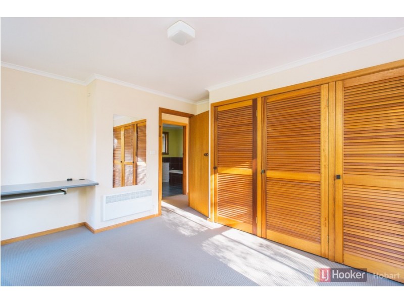 4 Lentara Avenue, Mount Nelson TAS 7007