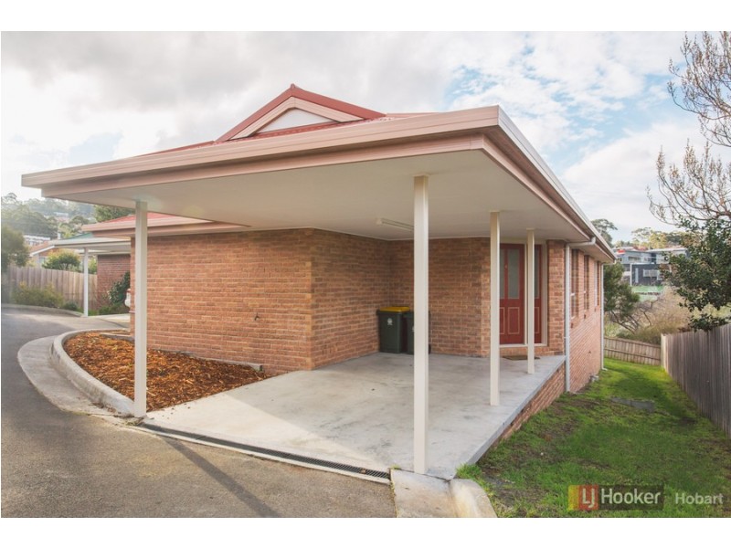 6/16 Pearsall Avenue, Blackmans Bay TAS 7052