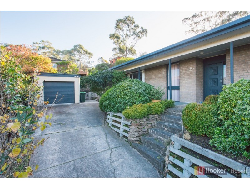 4 Robin Court, Lindisfarne TAS 7015